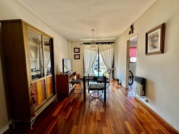 Av. Francia 852 -13 Piso A- Farina Inmobiliaria