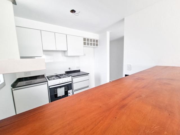 MENDOZA Y OV. LAGOS - 9 Piso A- Farina Inmobiliaria