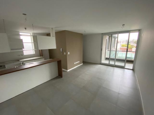 Paraguay y Cerrito - 3 Piso C- Farina Inmobiliaria