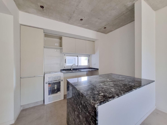 MORENO Y MONTEVIDEO - 5 PISO B- Farina Inmobiliaria