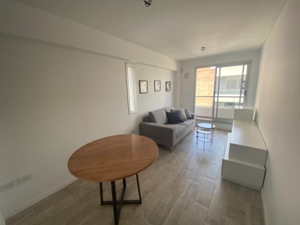 ALVEAR Y MENDOZA - 2 Piso C- Farina Inmobiliaria