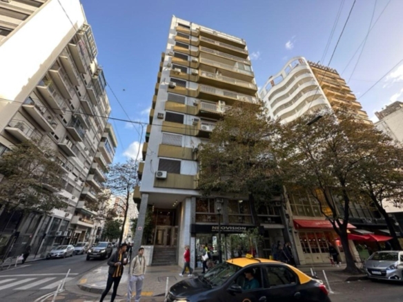 Córdoba esq Italia - 1 Piso- Farina Inmobiliaria