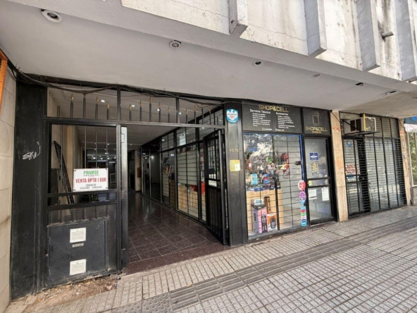 San Lorenzo 1076 Local 04- Farina Inmobiliaria