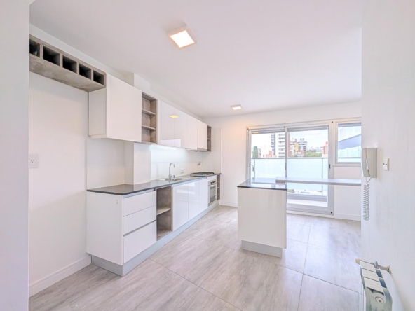 Rodríguez y Av. Pellegrini - 6 Piso A- Farina Inmobiliaria